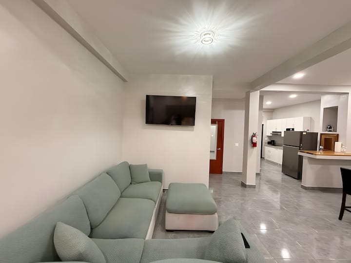 Meme’s House - Modern • Beach • Bars • Food - Placencia