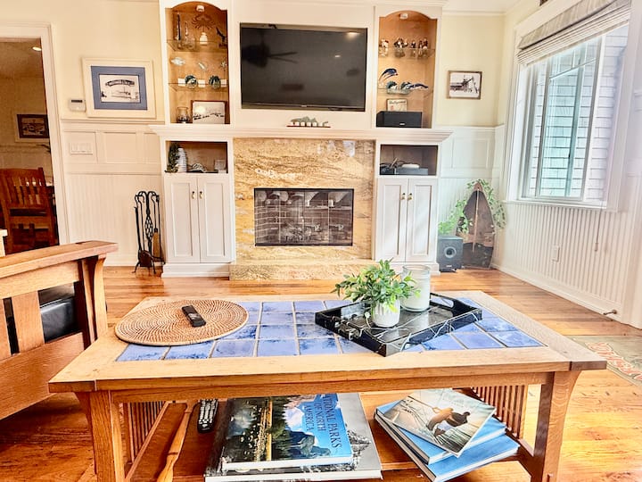 Vintage Beach Bungalow At Channel Islands Harbor - Oxnard, CA