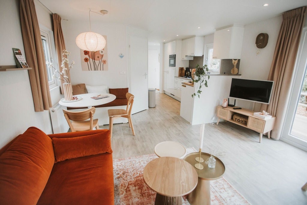 Popular Airbnb listing: LØUA • Luxury Forest House with Heated Outdoor Pool in Wijk 00 Nunspeet