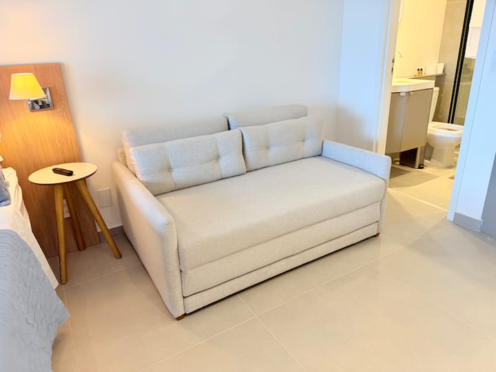 Studio 606 /Academia/lavanderia/estacionamento E + - Marília