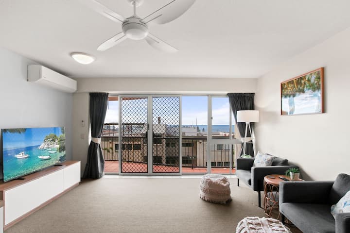 Highpoint Unit 2, 35 Maltman Street, Kings Beach - Caloundra