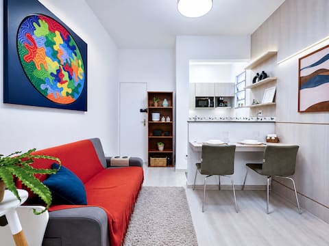 Top performing Airbnb: Downtown Belo Horizonte | 2 Bedrooms - Do Everything on Foot in Barro Preto