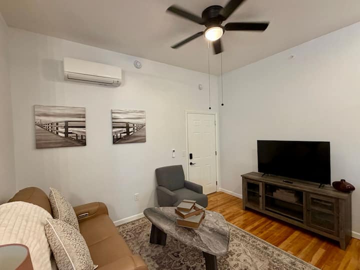 Comfortable Two-bedroom Apartment Inside Wausau. - Wausau, WI