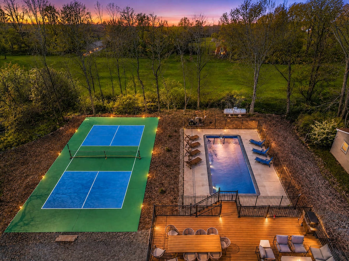 ELK COVE - Modern Pocono Cabin - Pool + Pickleball