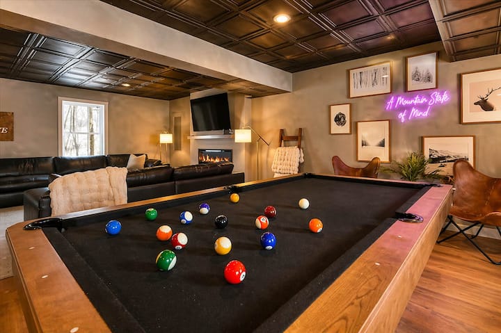 ELK COVE - Modern Pocono Cabin - Pool + Pickleball