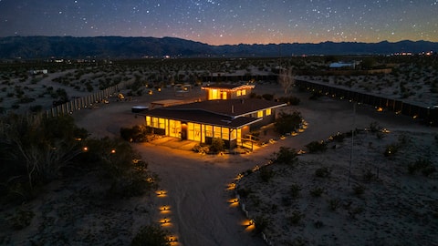 Top Airbnb: Stylish Retreat | Hot Tub, Stargazing, Game Room in West Inland Empire