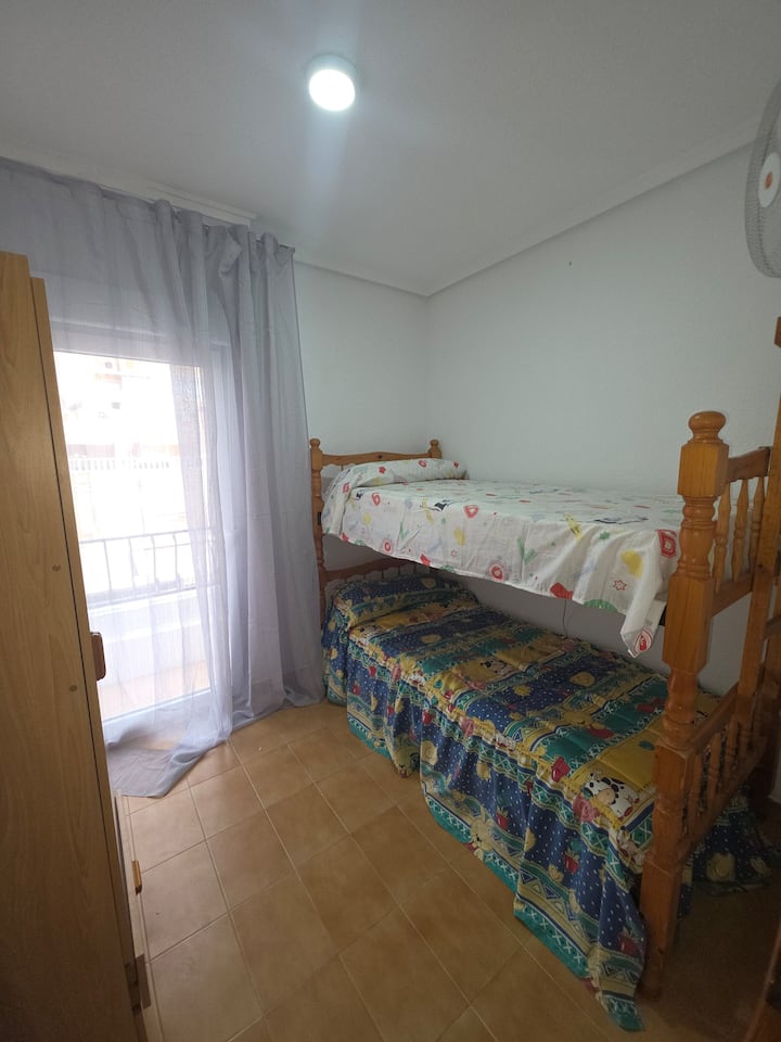 Dhomë gjumi 2