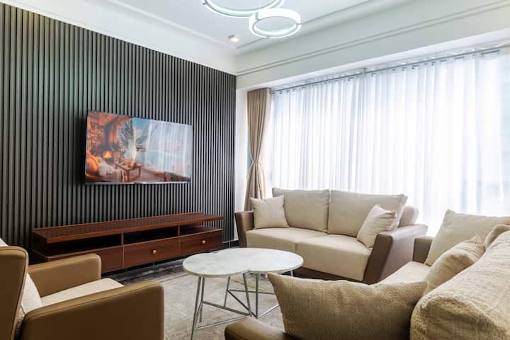 Elegant 2bdr W/pool/gym/views/wi-fi In Lavington - Kenia