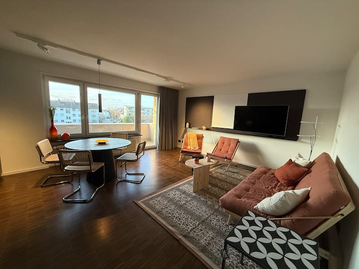 Vju: Helle 91m² Ferien-/longstay Whg - Kenzingen