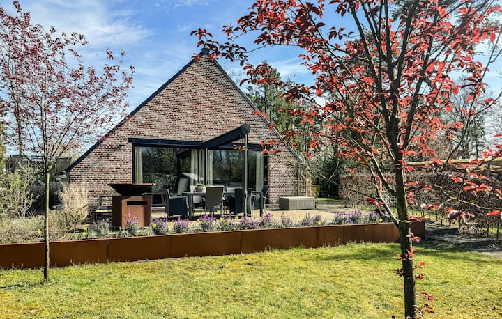 Lovely Home In Merksplas With Sauna - Hoogstraten