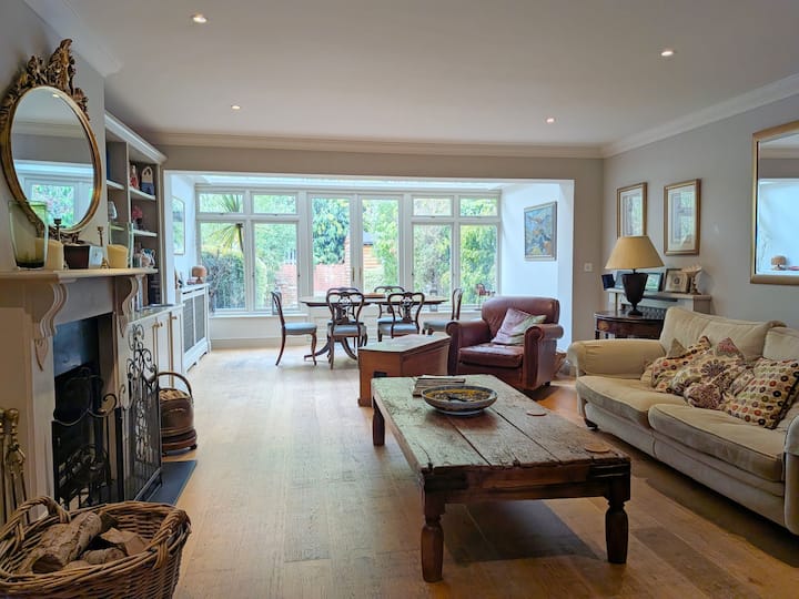 4 Chartwell Mews, Midhurst - Midhurst