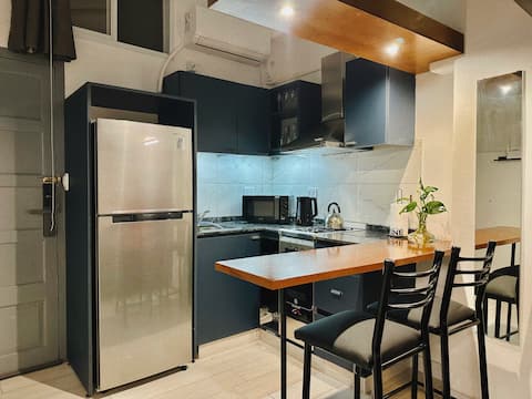Top Airbnb: Ground floor apartment, Flores area in Flores