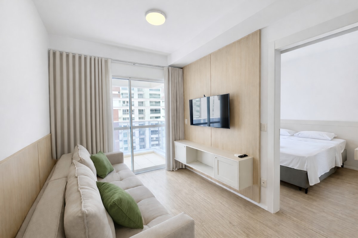 Airbnb em destaque: JH1201 - Gleba | With Balcony | Fully Air-Conditioned em Londrina