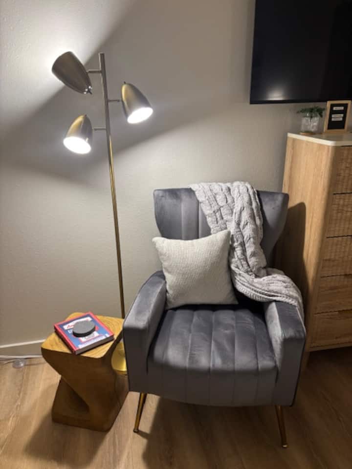 Lodge Lux Room - Redmond, OR