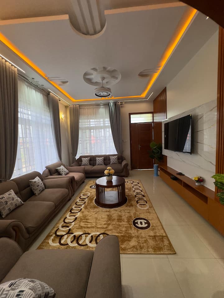 Jollys Homestay|two Poolside Units|3 Bedrooms Each - Dar es Salaam
