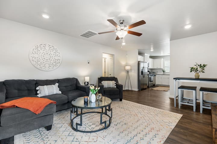 Quiet And Cozy Home Near Ou Health - オクラホマ・シティ, OK
