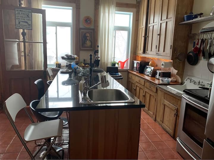 House In Ahuntsic - Near Hospital - Montreal