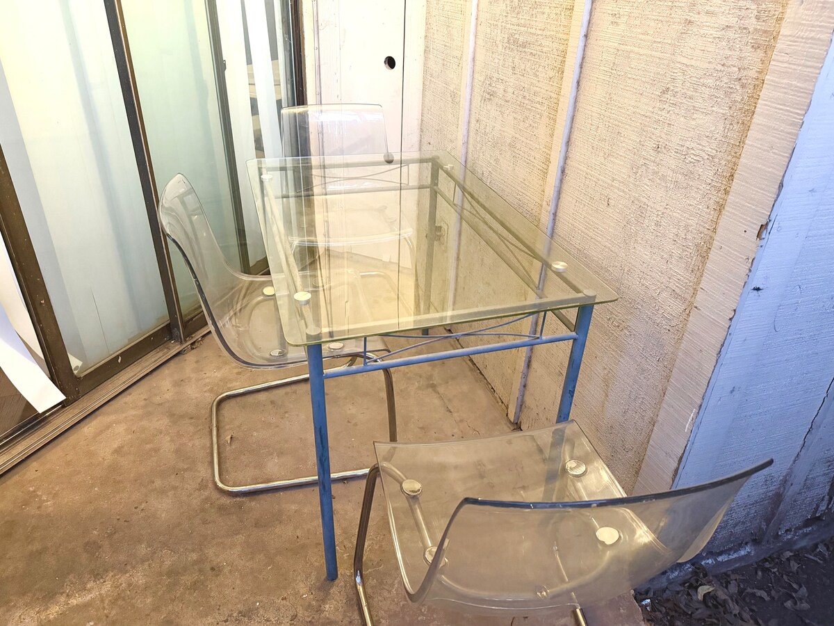 2beds, private bathroom, very nice private room