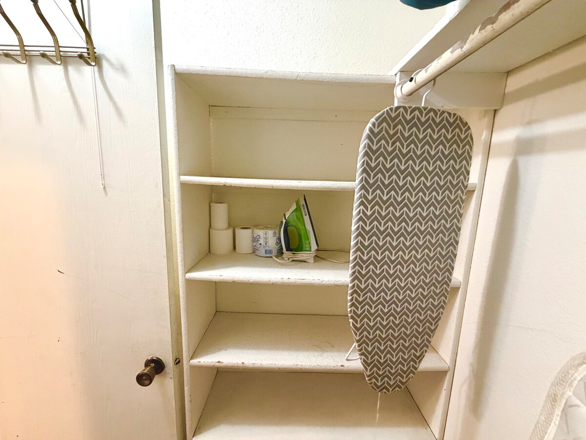 2beds, private bathroom, very nice private room