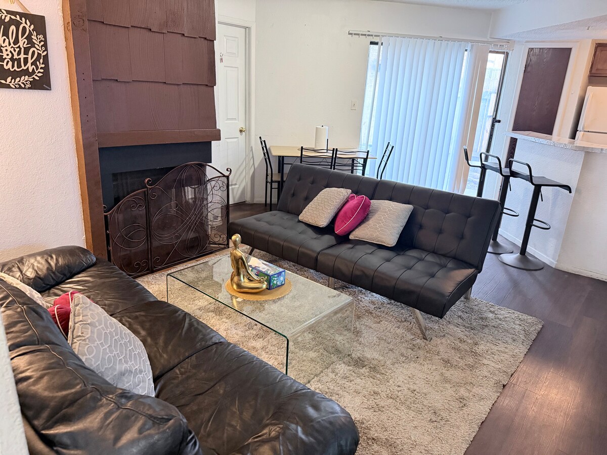 2beds, private bathroom, very nice private room