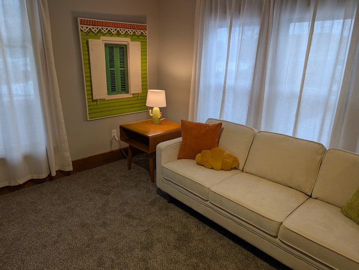 Town Square Lodge - Amherst, OH