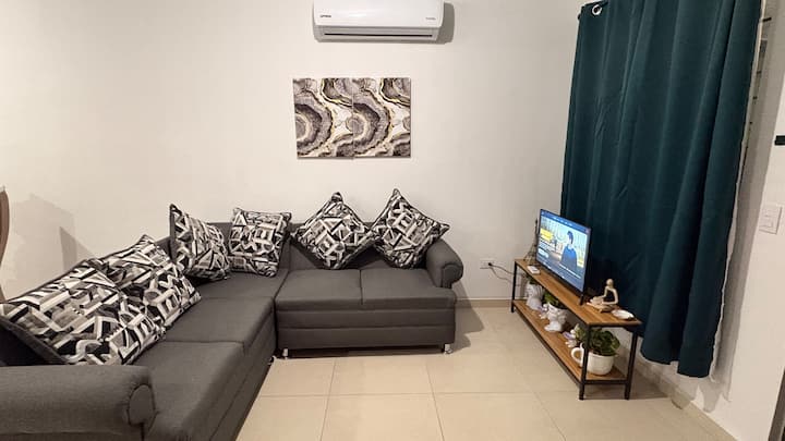 House 3 Mins Downtown Apodaca, 8 Mins Airport - Jalisco