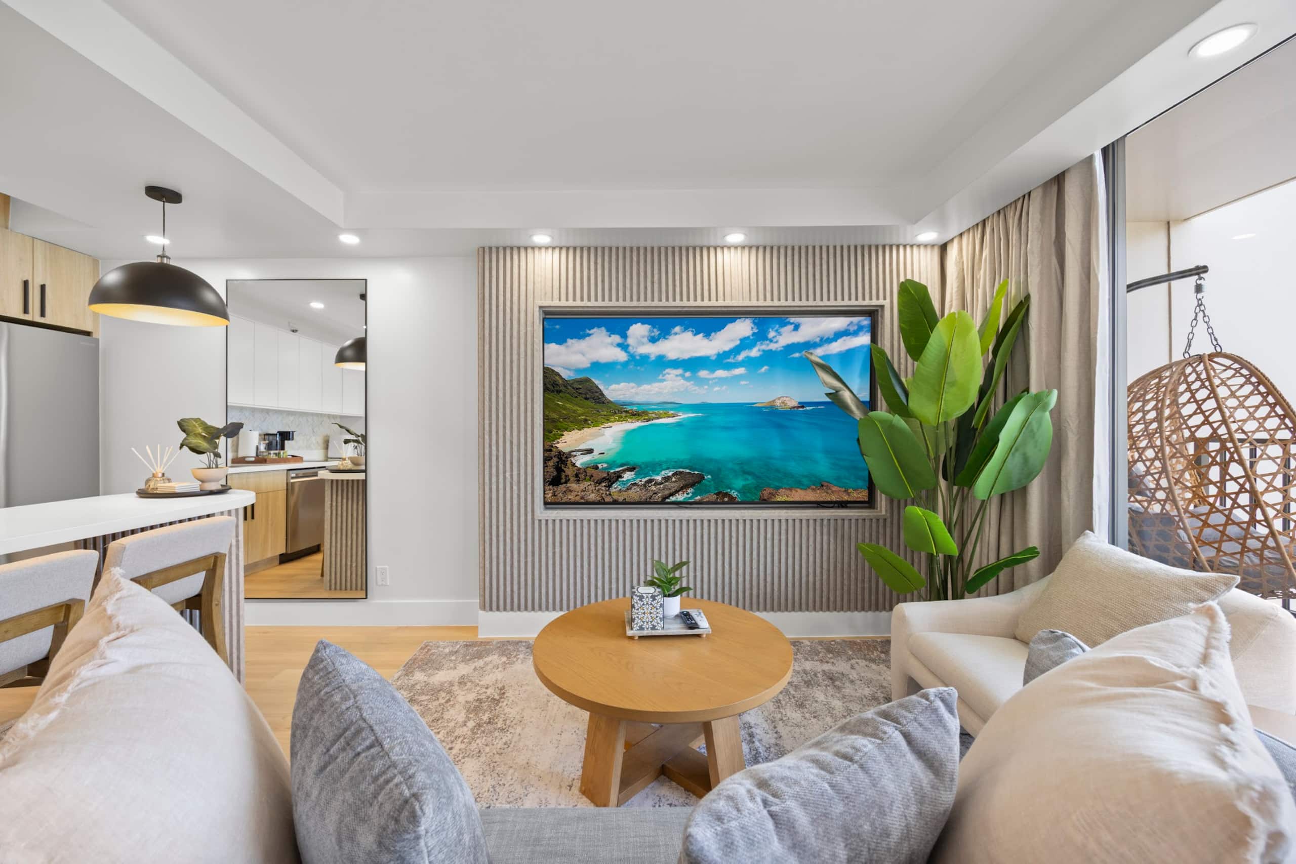31F-Waikiki Banyan-1BR-Ocean & City Skyline Views - Image 6