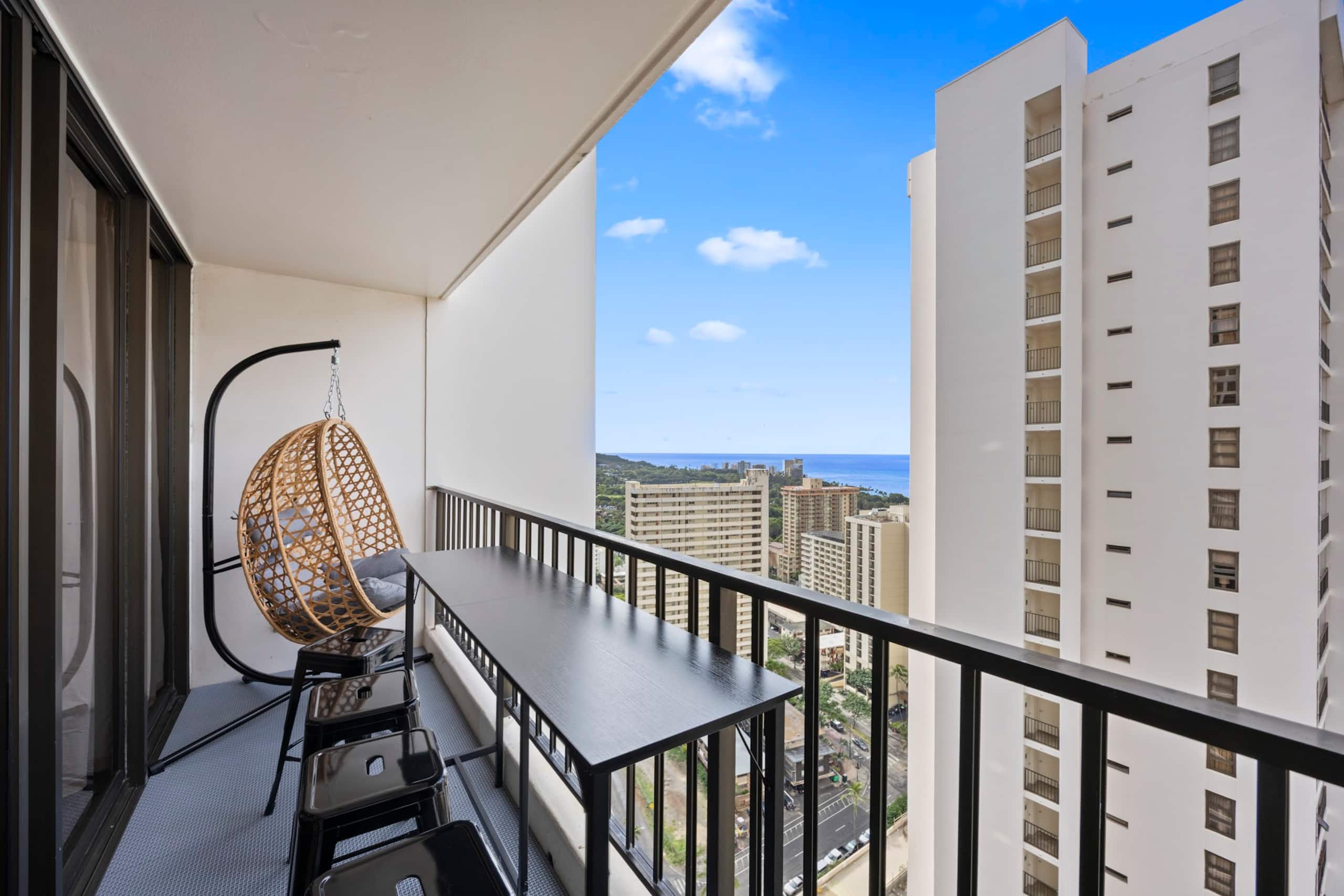 31F-Waikiki Banyan-1BR-Ocean & City Skyline Views - Image 42