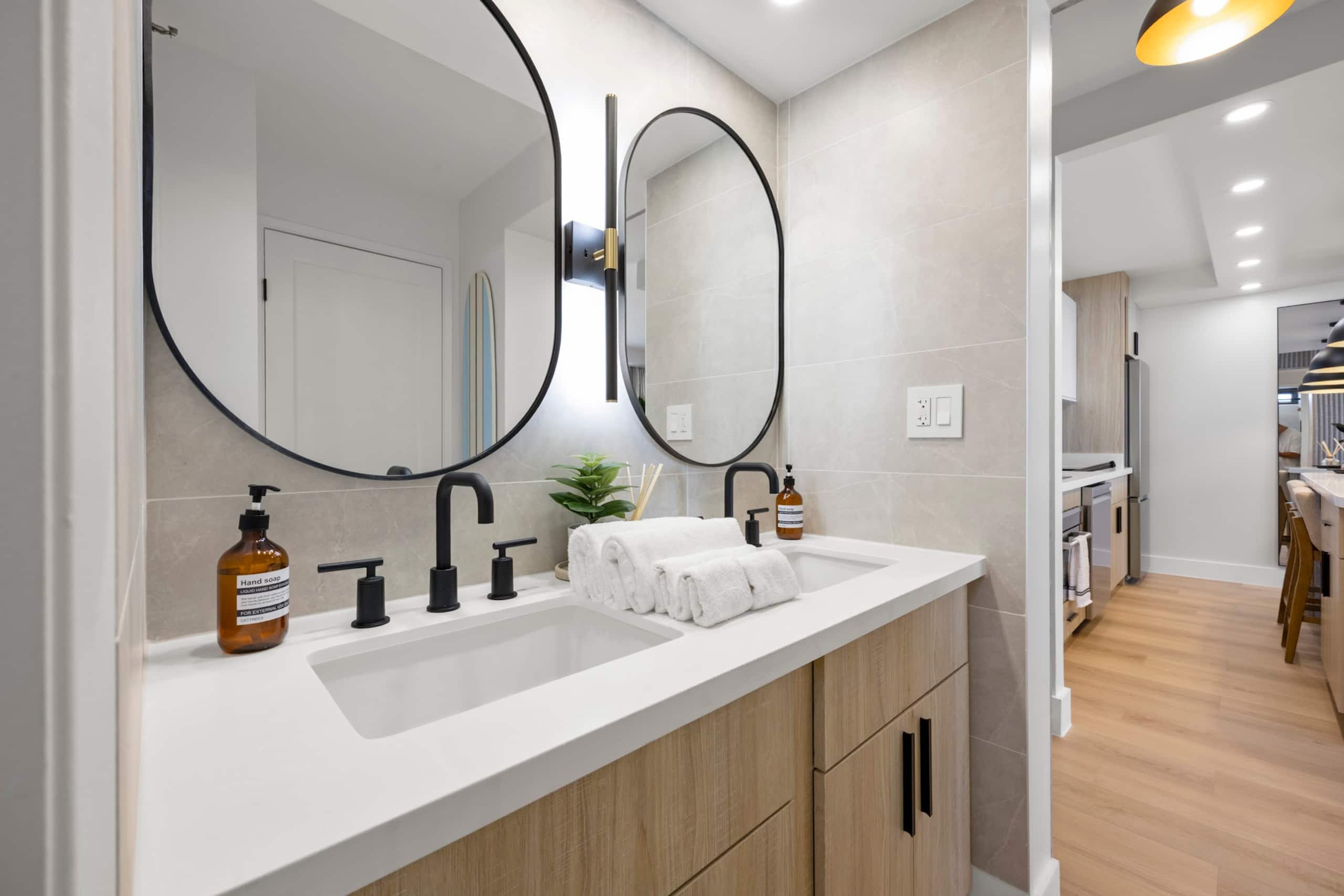 31F-Waikiki Banyan-1BR-Ocean & City Skyline Views - Image 34