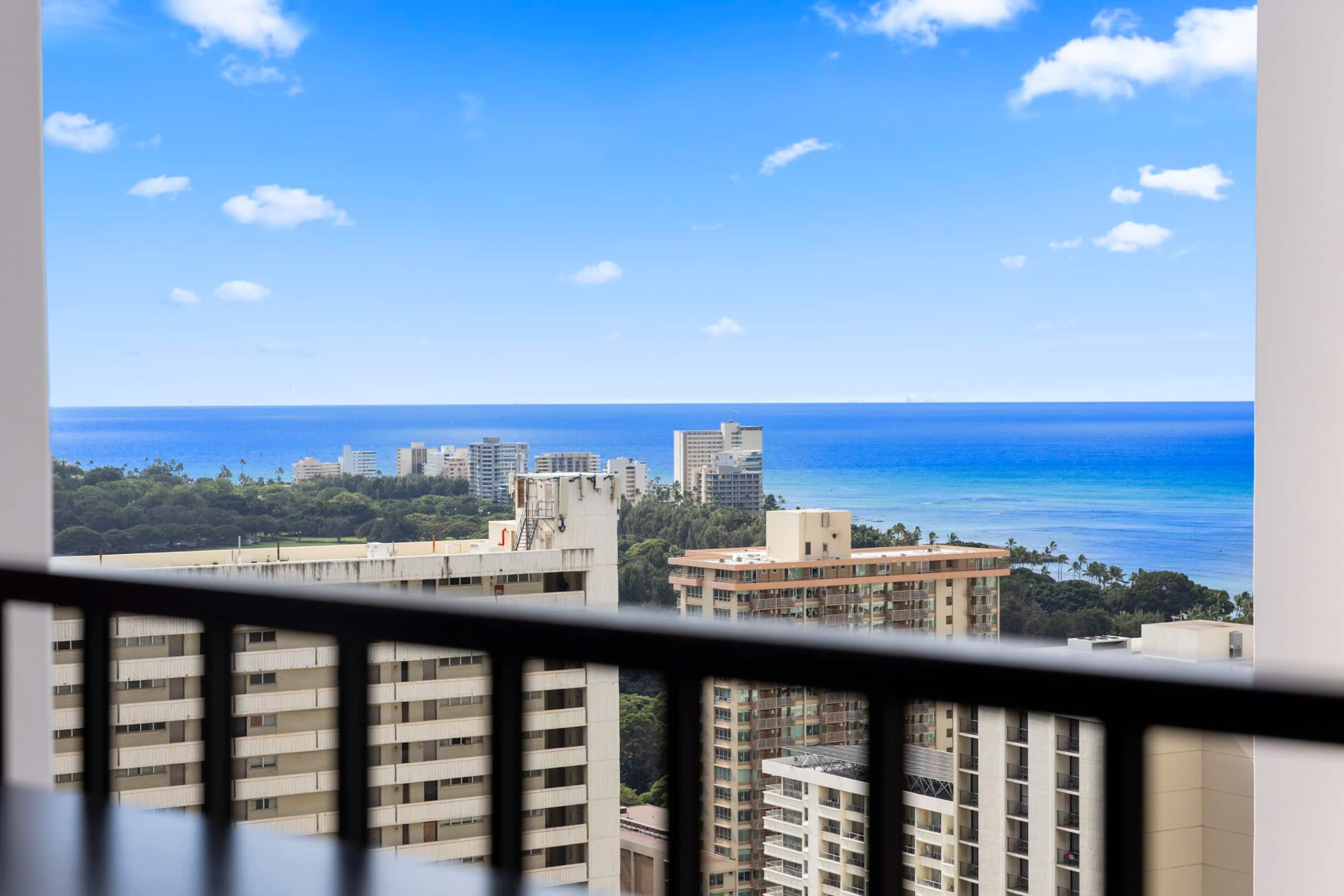 31F-Waikiki Banyan-1BR-Ocean & City Skyline Views - Image 46
