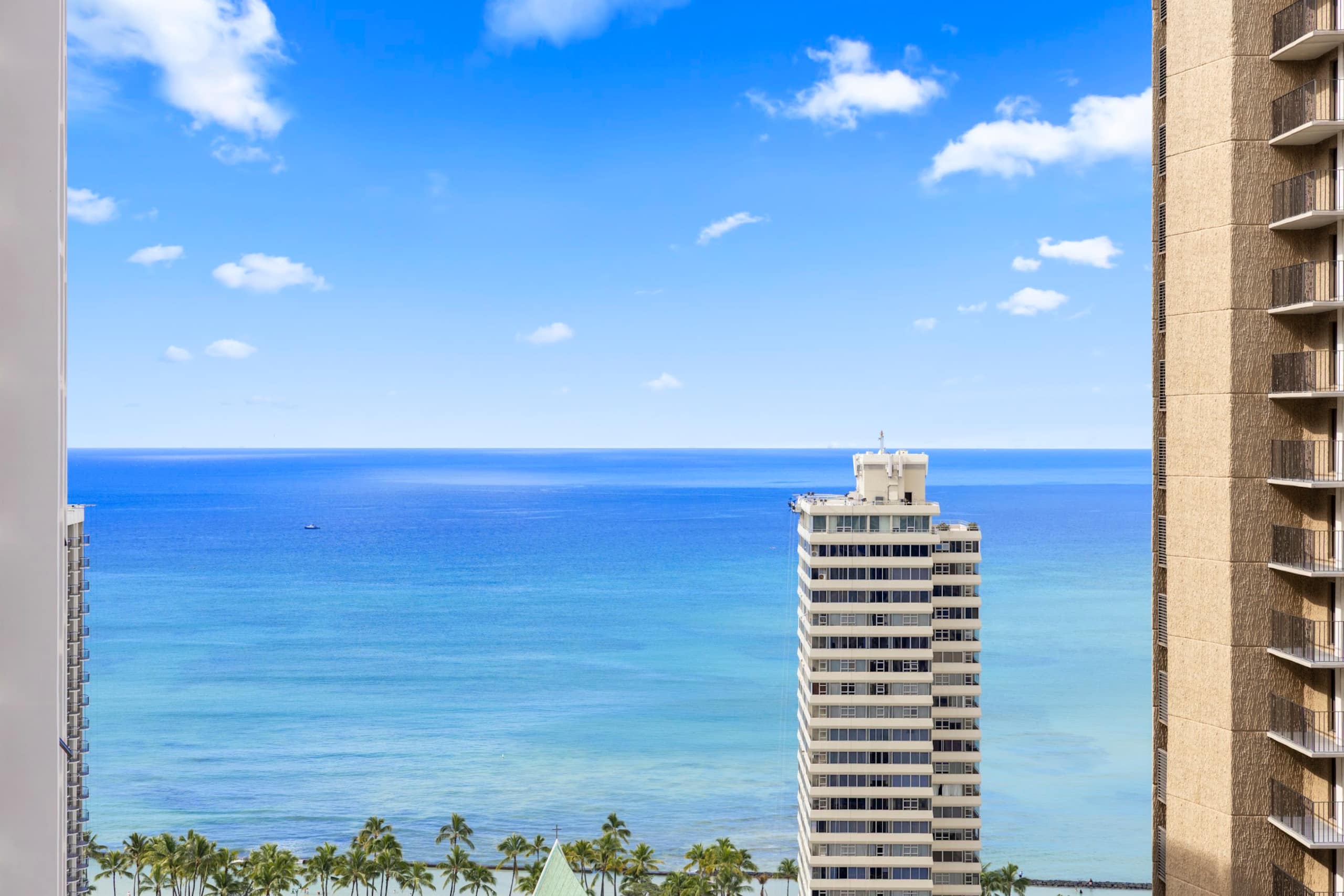31F-Waikiki Banyan-1BR-Ocean & City Skyline Views - Image 44