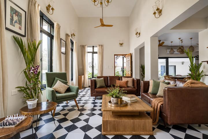 Living room image 1