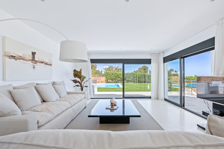 Villa With Fantastic Sea Views - Ibiza