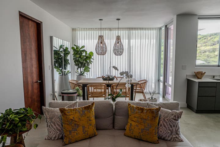 Living room image 3