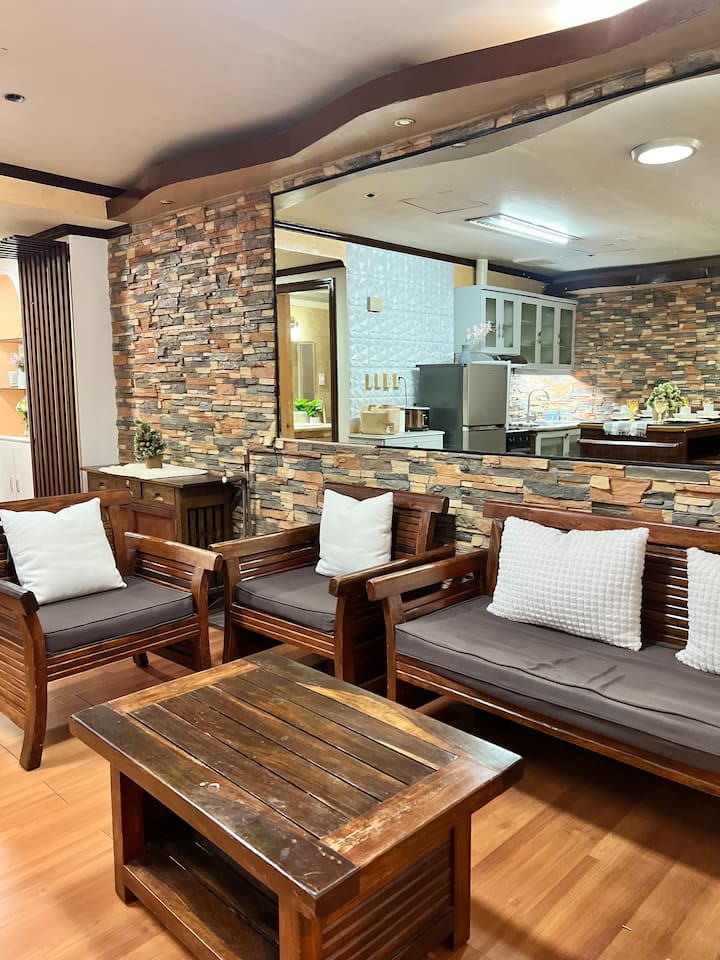 2br Family Suite In Burnham With Wi-fi And Netflix - Baguio