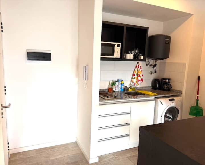 Furnished studio apartment in Colegiales for 2 people