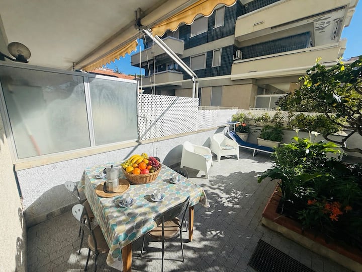 Fronte Mare In Centro Con Terrazza Privata - Andora
