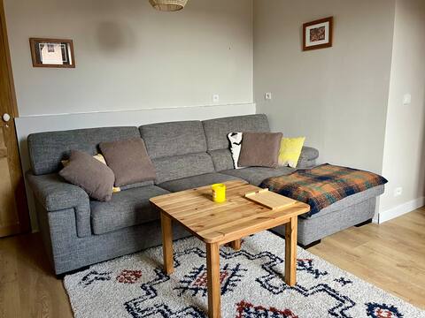 Top performing Airbnb: 200m from Lake Annecy, a cozy and quiet nest. in Saint Jorioz