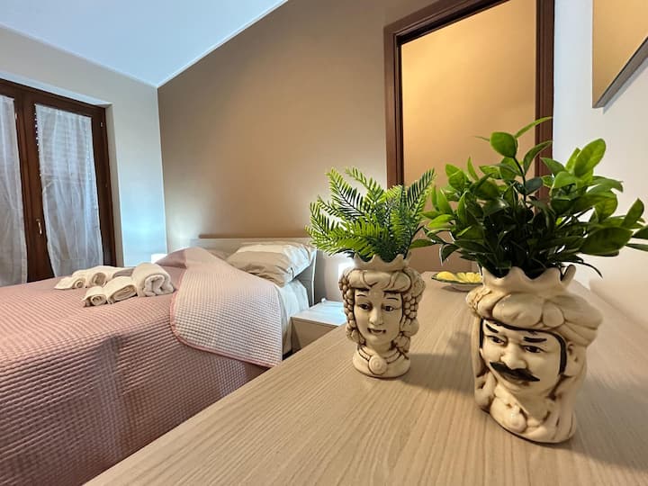 Appartamento Nuovo Con Cortile - Nicolosi