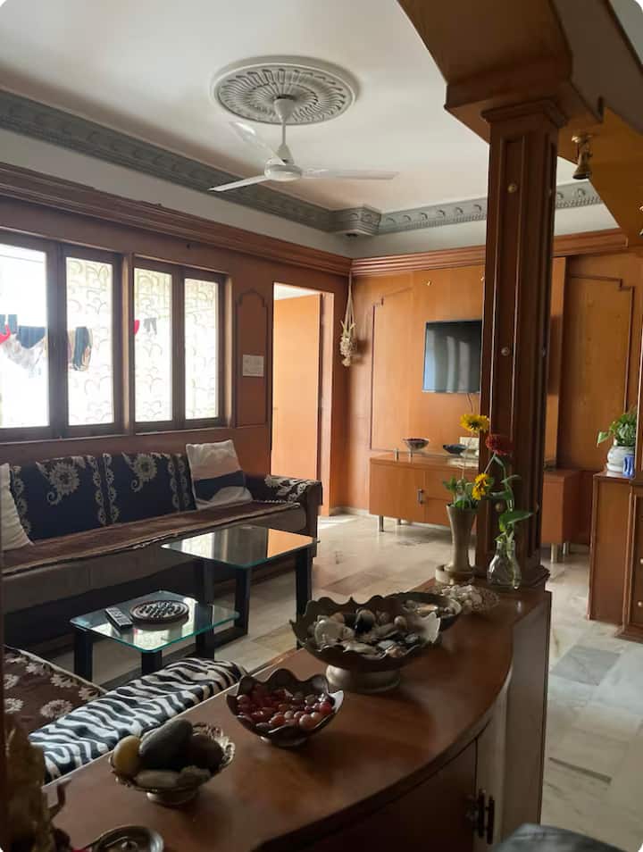 1 Room In 3bhk(w Home Food)
Lotus - Ahmedabad
