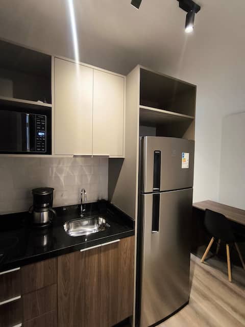 Top performing Airbnb: New, comfortable studio in the best location! in Batel