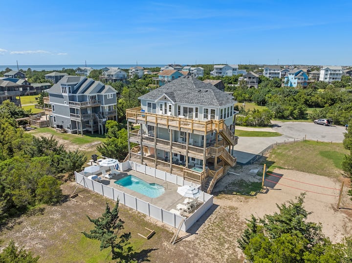 Saltwater Pool | Hot Tub | Elevator | Rec Room - Outer Banks, NC