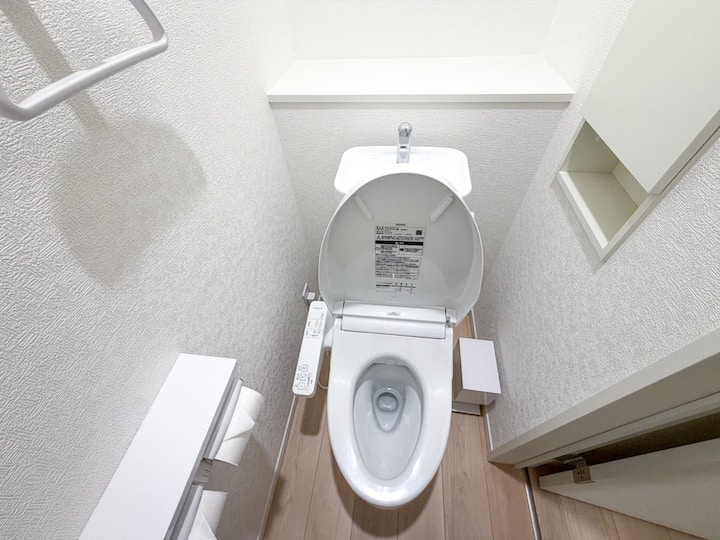 ２Fトイレ、TOTOウォシュレット