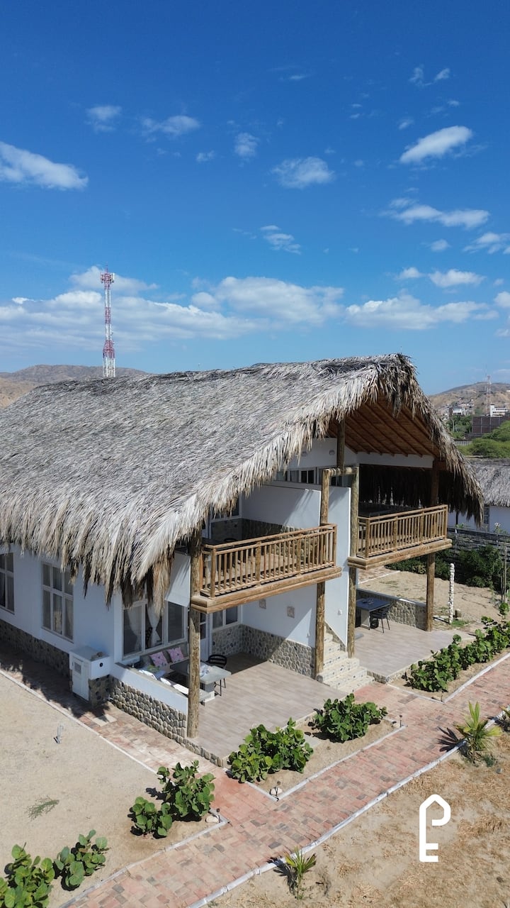 Playa, Calma Y Comodidad | Cond Privado En Máncora - Máncora