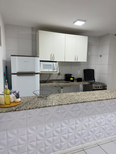 Top Airbnb: Studio 1 block from Cruz das Almas beach em Maceió