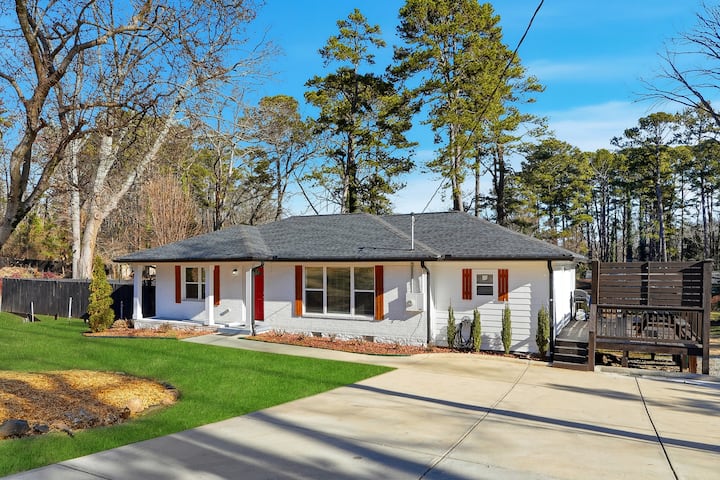 Ranch Style | Fire Pit Backyard | Stone Mountain - 스톤 마운틴