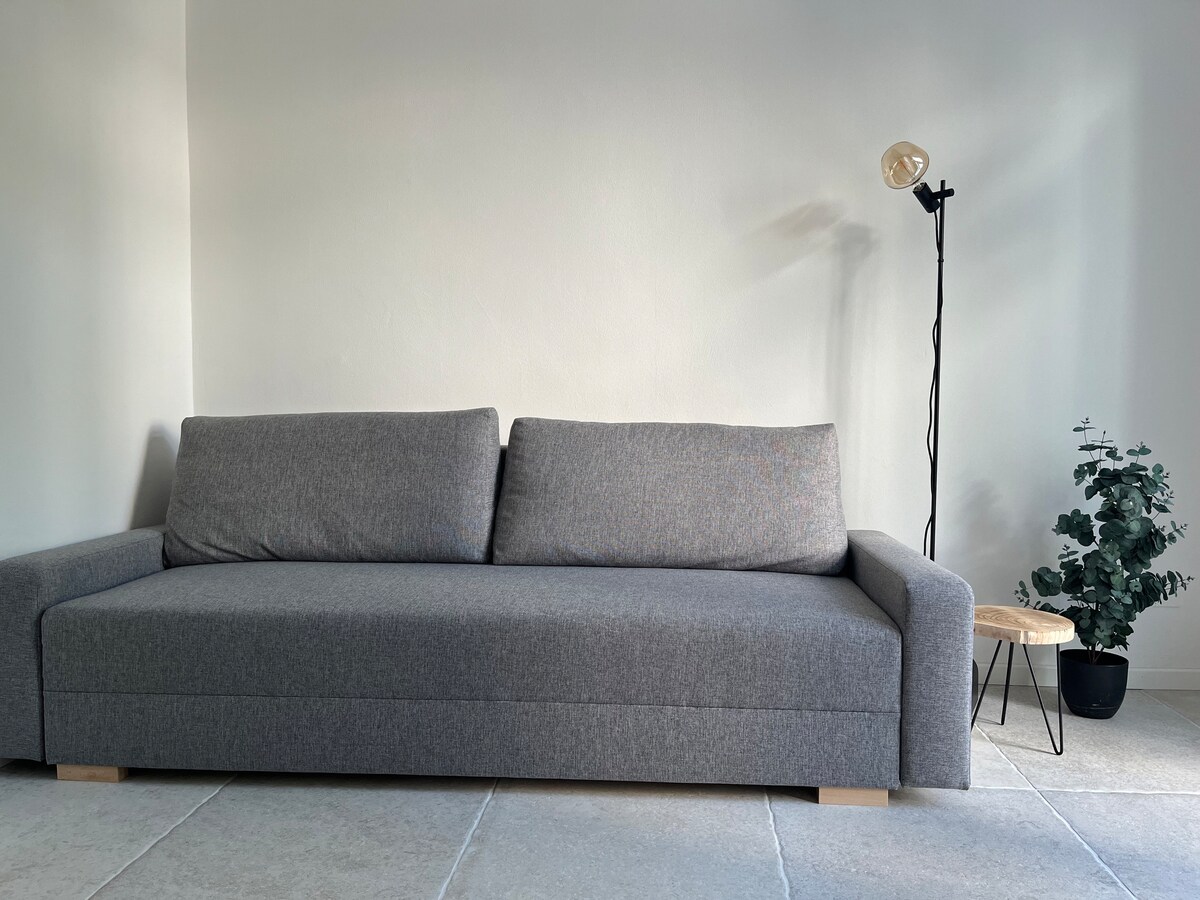 Popular Airbnb listing: Casa Teresa 2: Appartamento nuovissimo in centro in Riva Del Garda