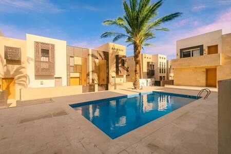 El Gouna Luxury Duplex house on the pool