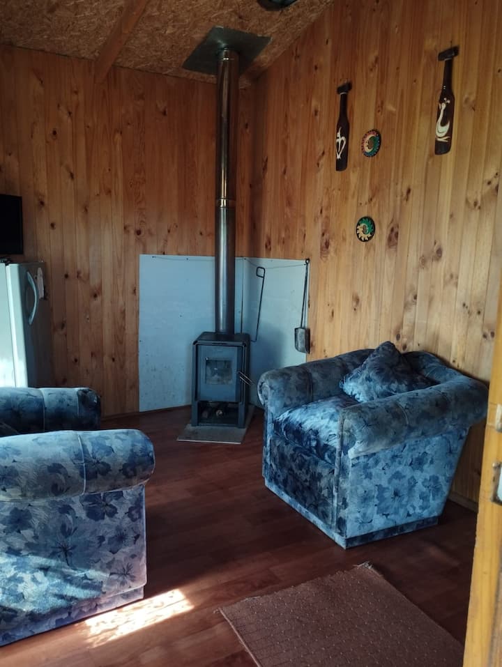 Cabaña - Sector Santa Bárbara (11 Km De Chaiten) - Chaiten