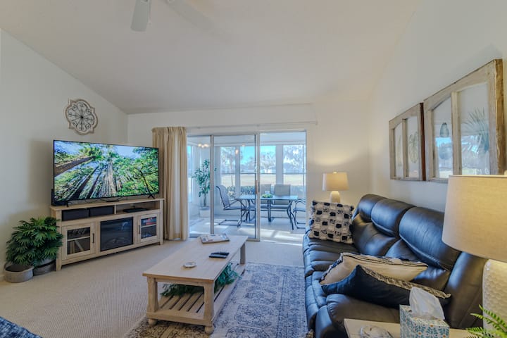 Ocala Palms 2/2 - Golf Course View! - Ocala, FL